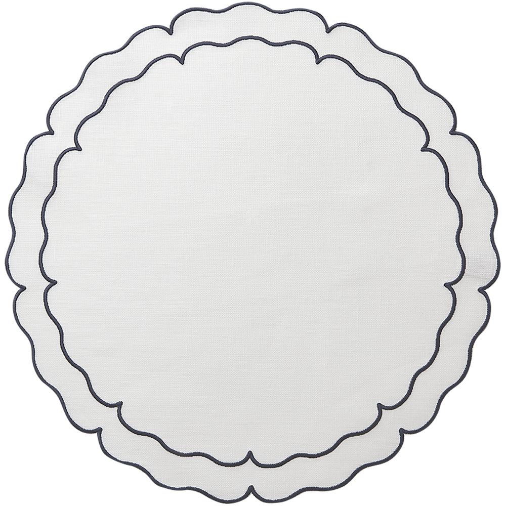Scallop Linen White with Navy Placemats Set of 2