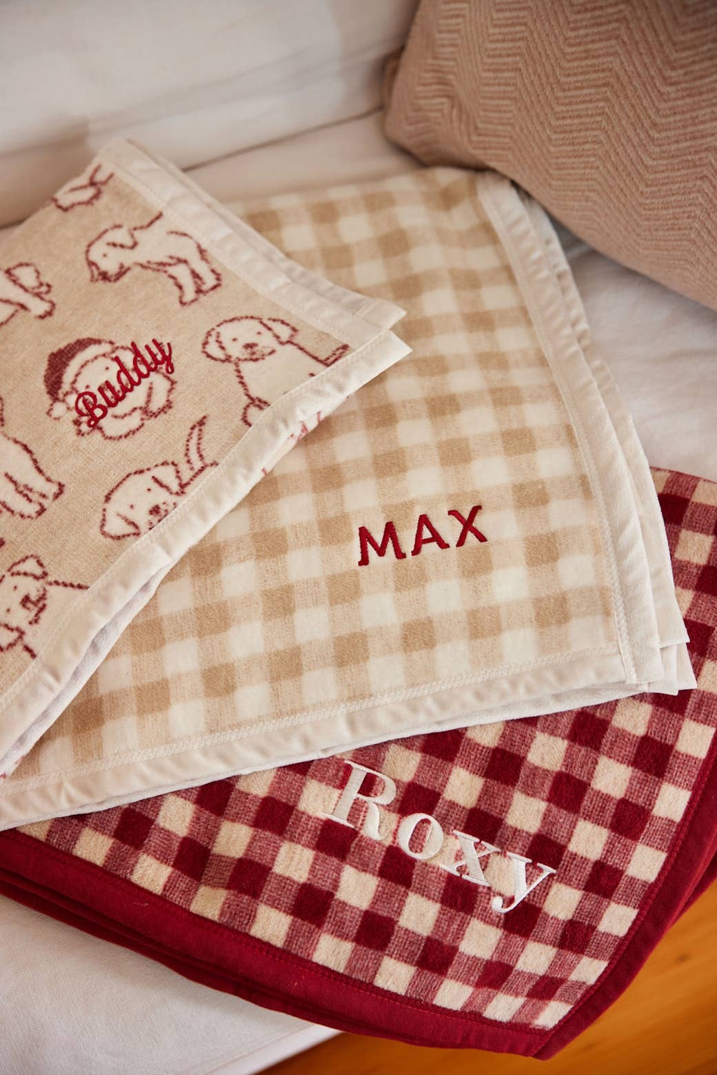 Santa Puppies Mini Blanket: Mini