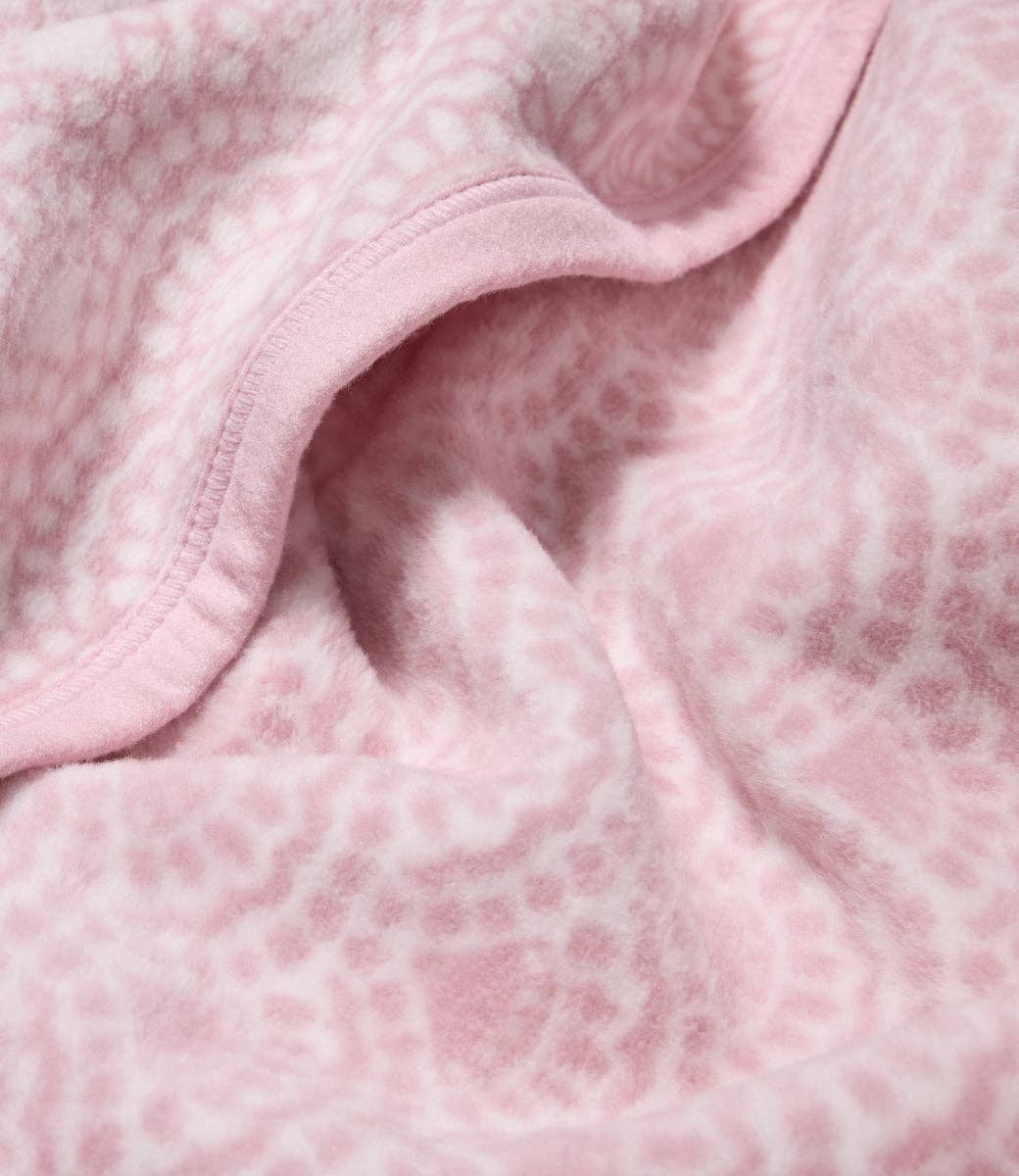 Seaside Scallops Blush Blanket: Original