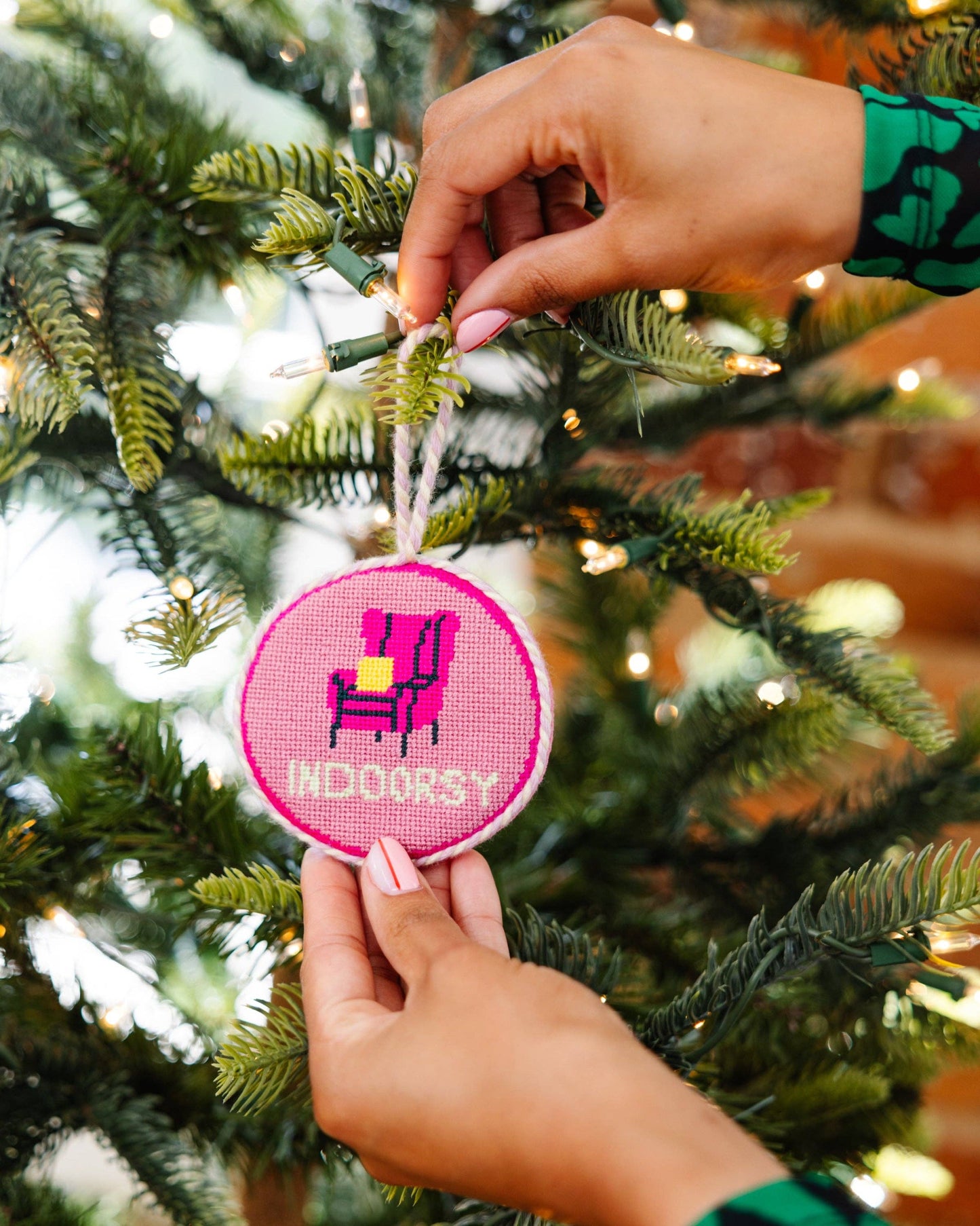 Needlepoint Ornament - Indoorsy