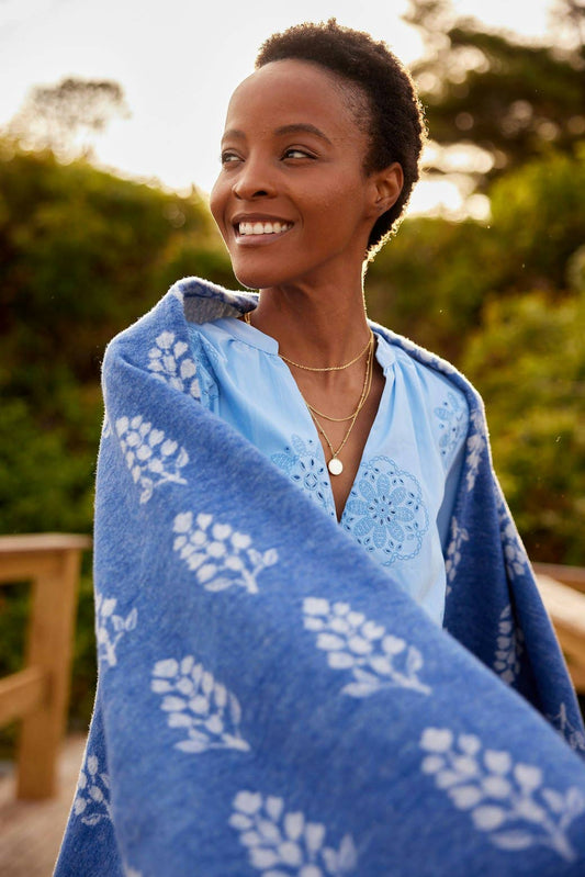 The Lightweight Blanket - Texas Bluebonnets: Lightweight