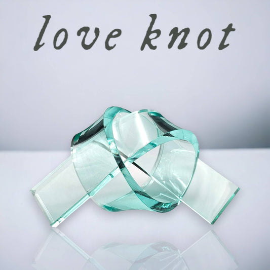 Acrylic Love Knot Green