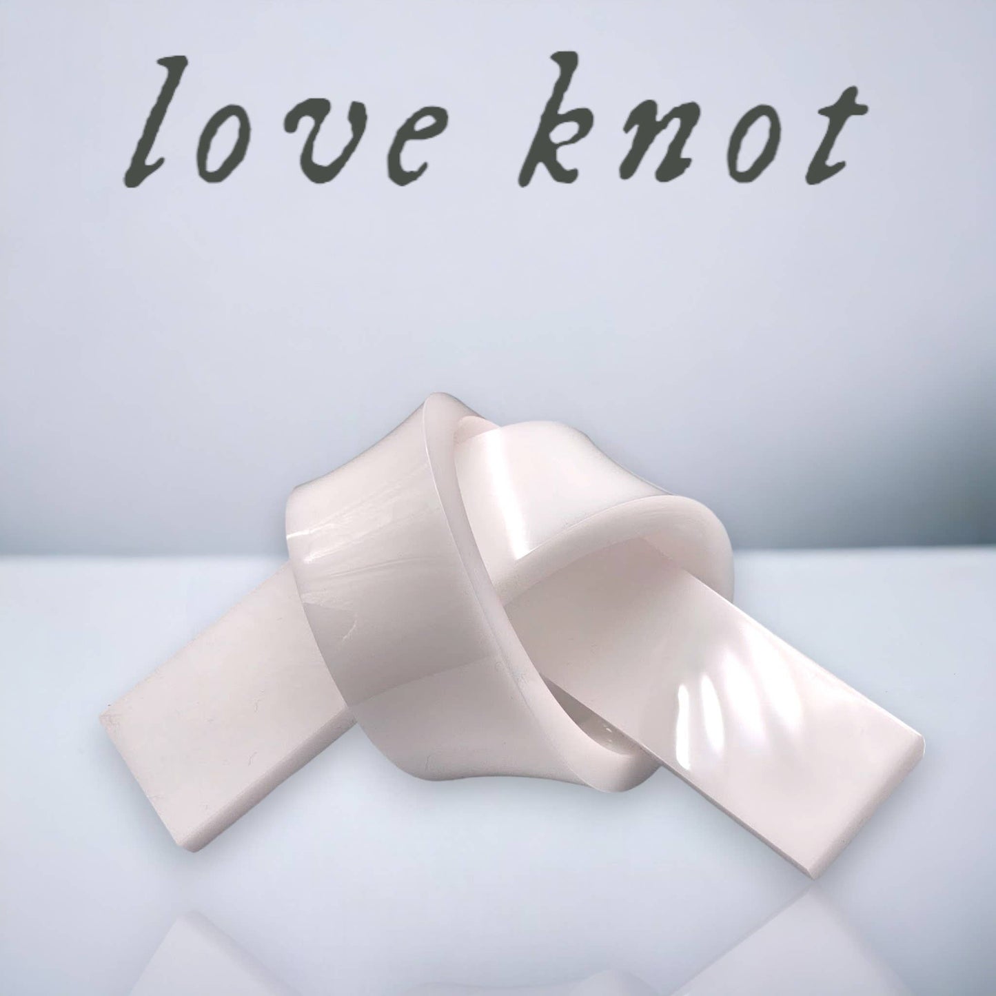 Acrylic Love Knot Solid White