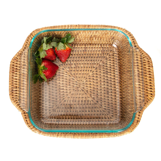 Rattan Square Baker Basket with Pyrex Dish: Honey Brown