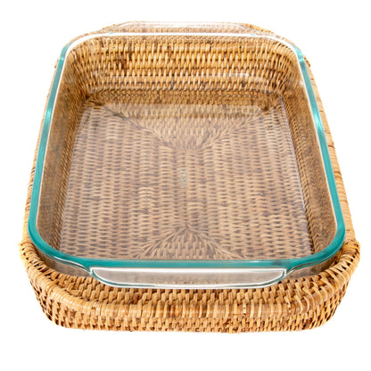 Rattan Rectangular Baker Basket with Pyrex – 13 Inch: White Wash