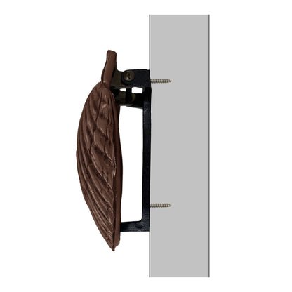 Scallop Door Knocker: Brass / 3.75H x 4W