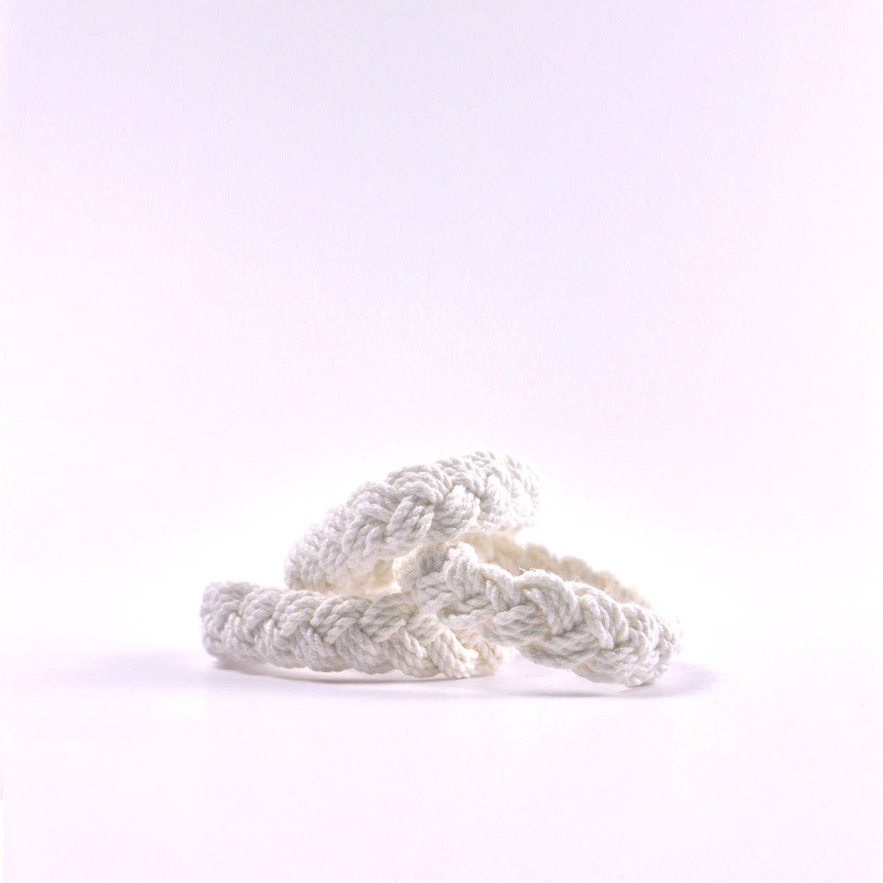 White Sailor Knot Rope Bracelet: Medium