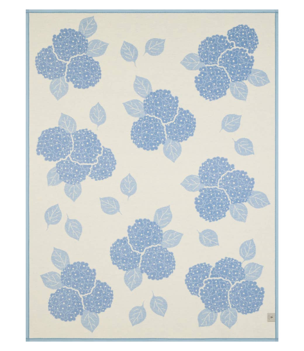 Hydrangeas Light Blue Blanket