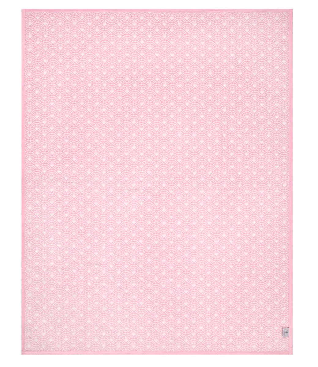 Seaside Scallops Blush Blanket: Original