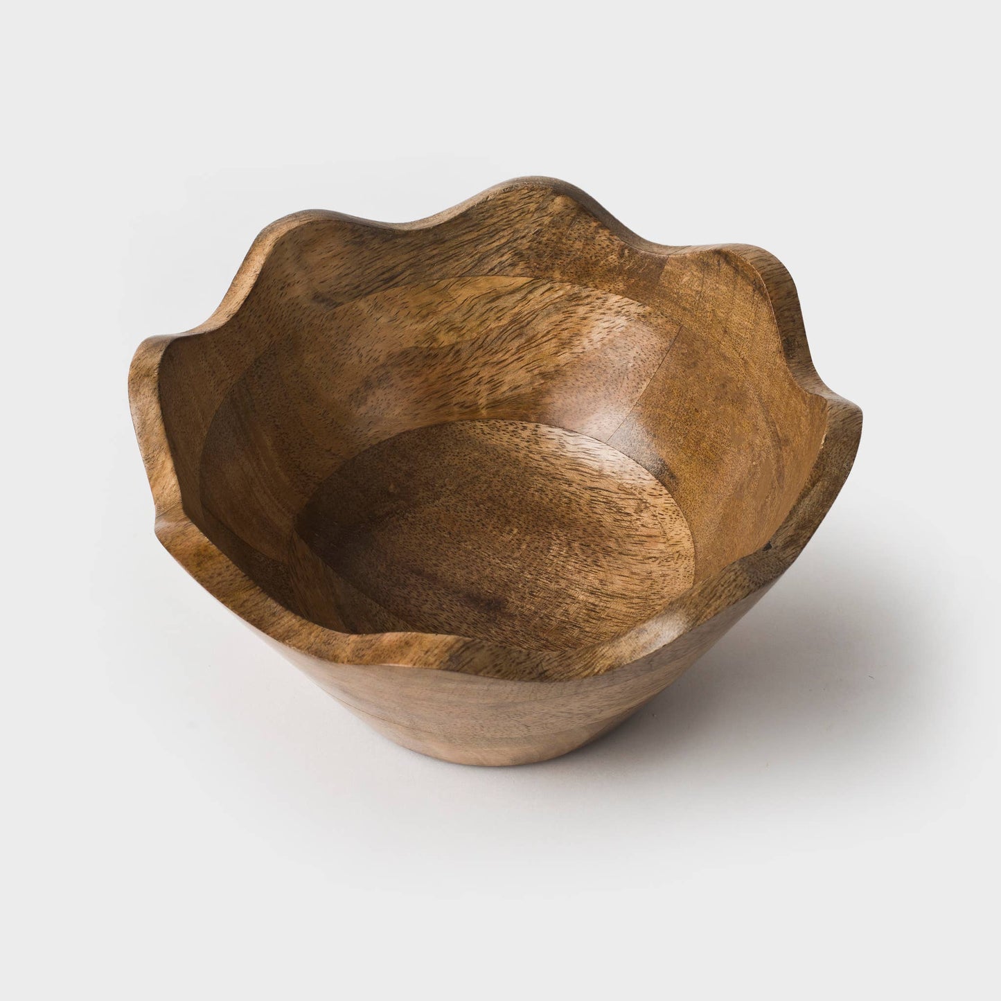 Handcrafted Mangowood Scalloped Wooden Bowls— Medium