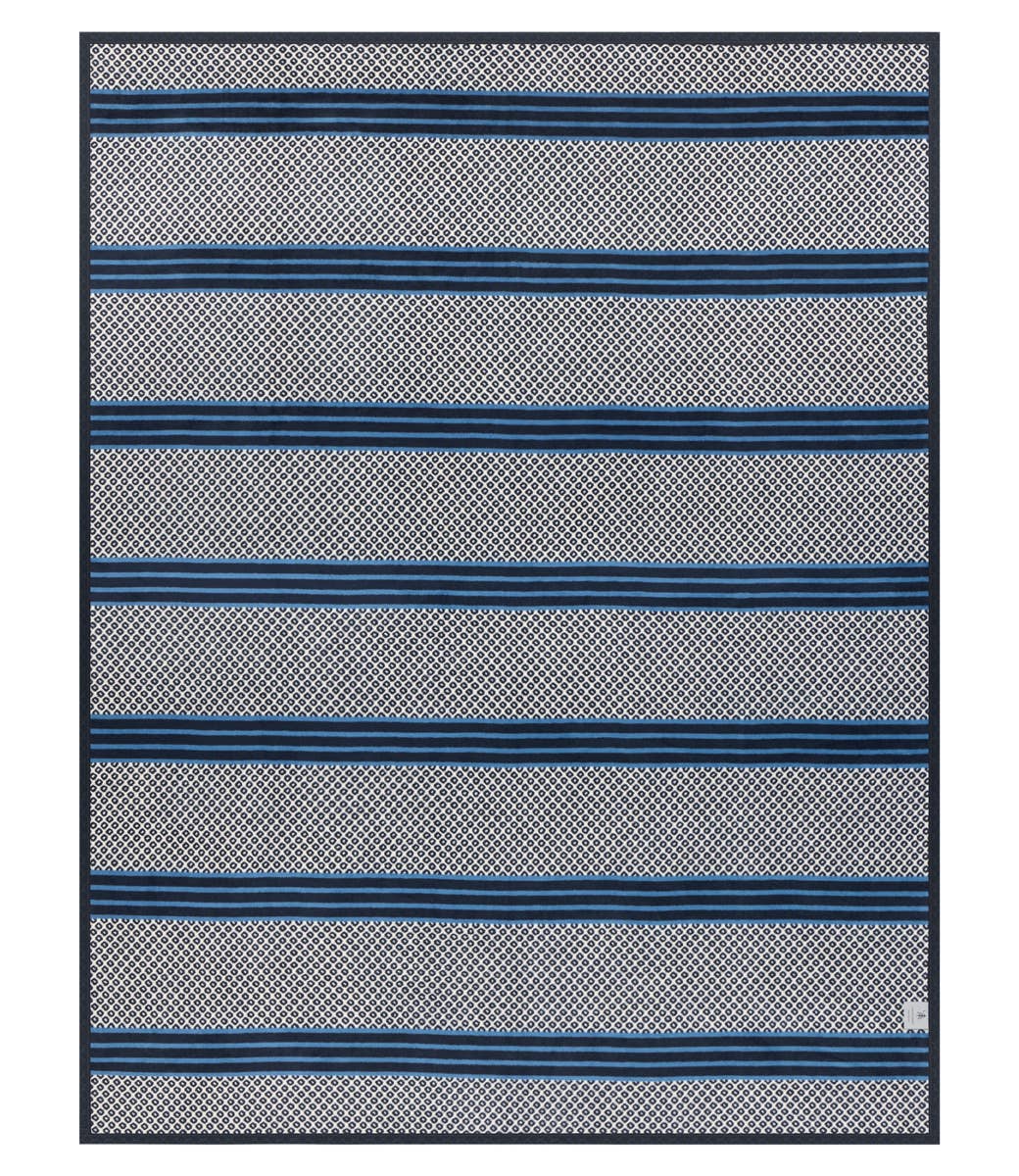 Captain's Classic Midnight Navy Blanket: Original