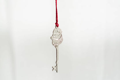Magical Santa Key Ornament - Christmas Eve Gift for Child: Santa Key and Red Tassel
