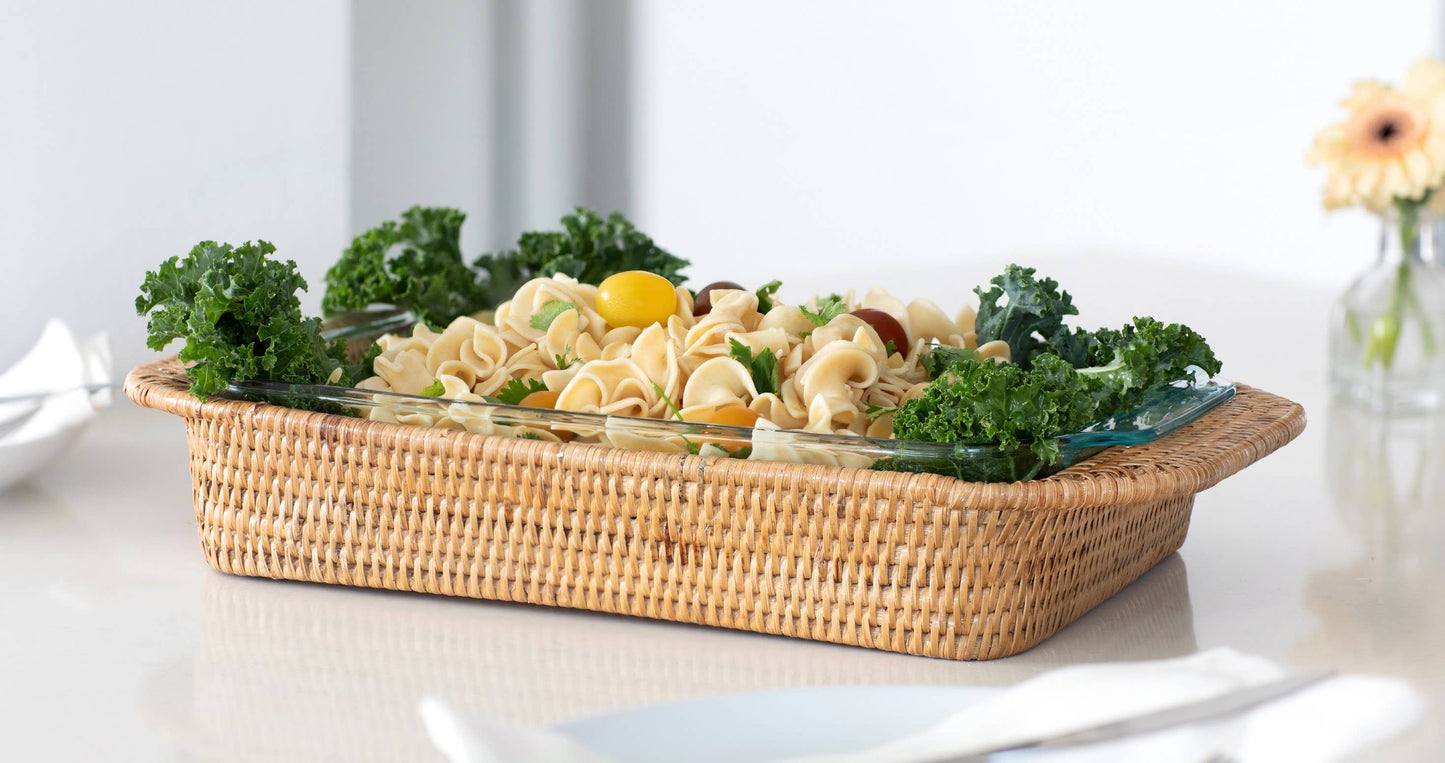 Rattan Rectangular Baker Basket with Pyrex – 13 Inch: White Wash