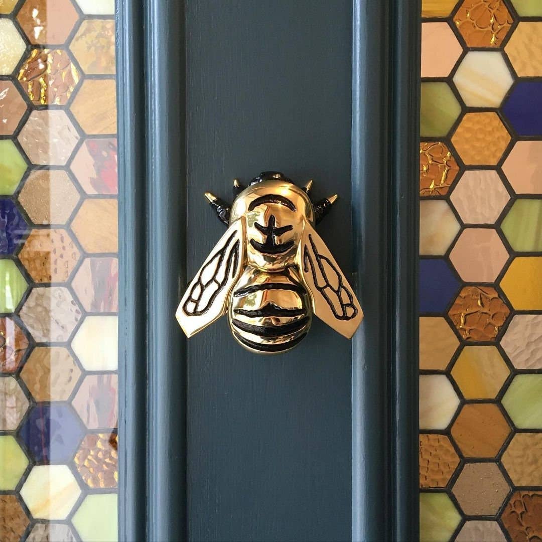 Bumblebee Door Knocker: Brass