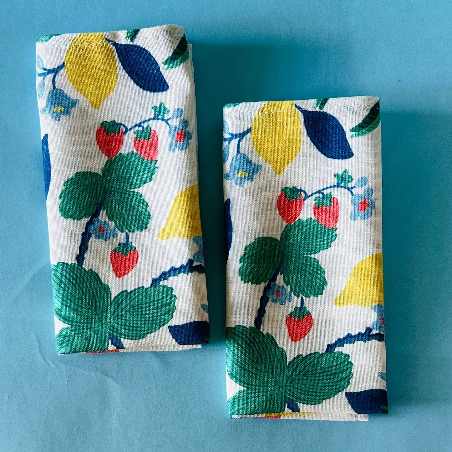 Strawberry Hill Forest Green Cloth Dinner Napkins, Set of 4