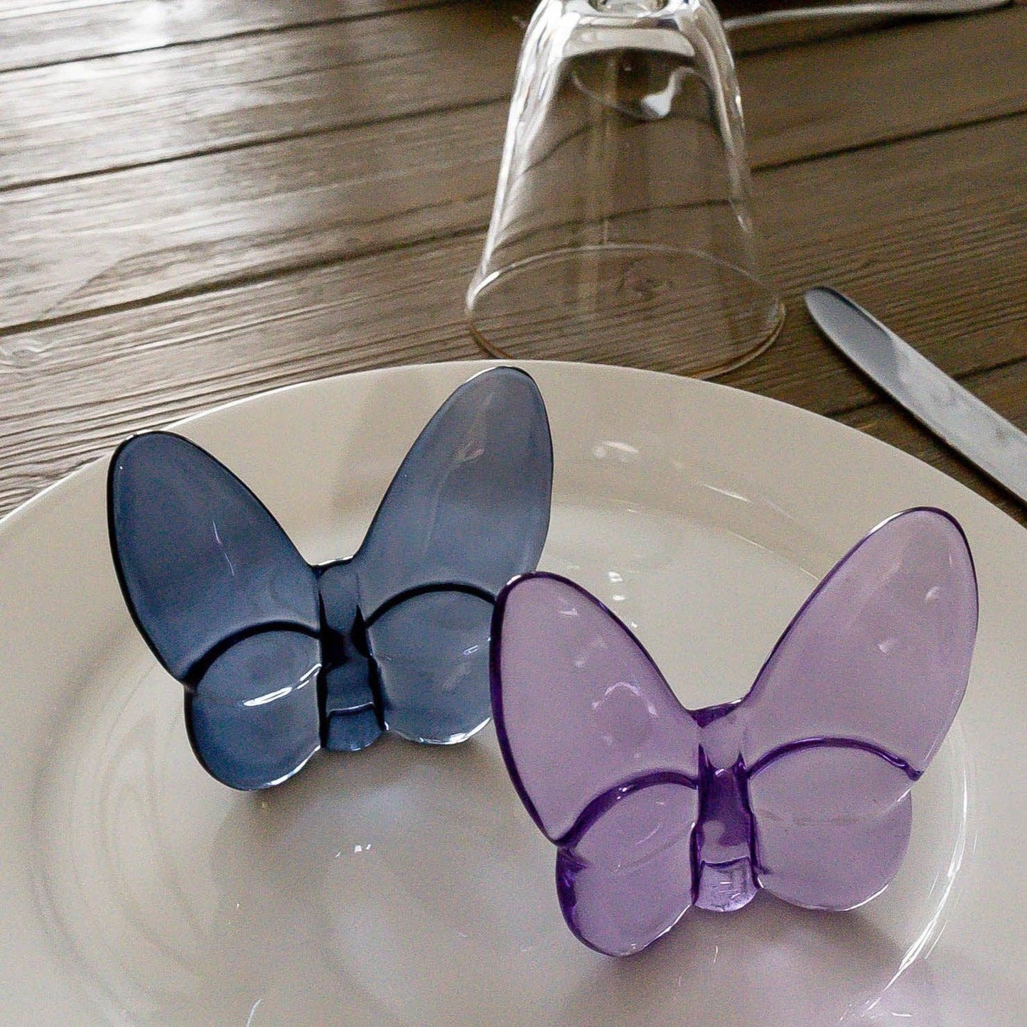 Le Mariposa Crystal Butterfly Figurine in Navy