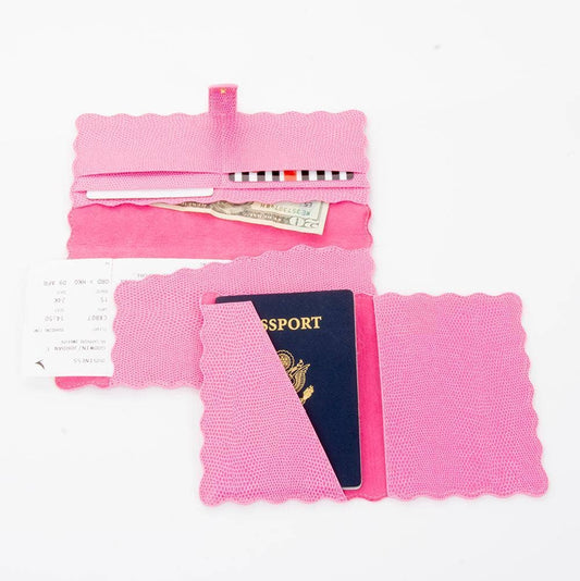 Lizard Scallop Passport Holder: Pink