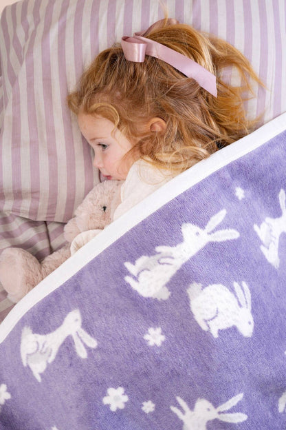 Snuggle Bunny Mini Blanket: Mini