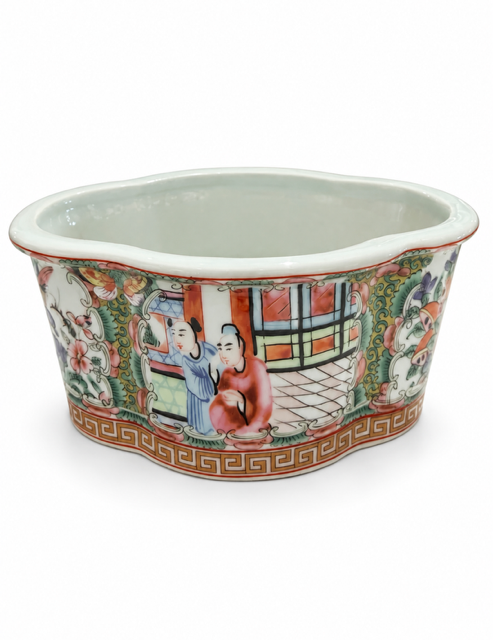 Rose Medallion Cachepot