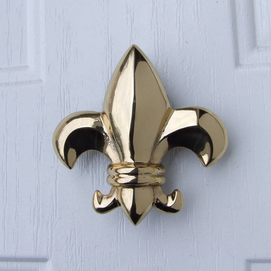 Fleur de Lys Door Knocker: Brass / 4.5H x 4.25W