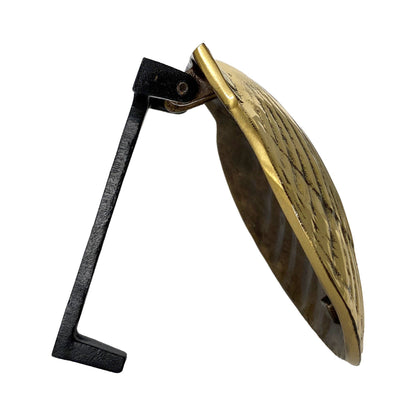 Scallop Door Knocker: Brass / 3.75H x 4W