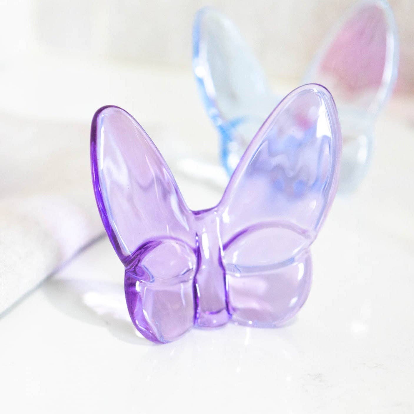 Le Mariposa Crystal Butterfly Figurine in Purple