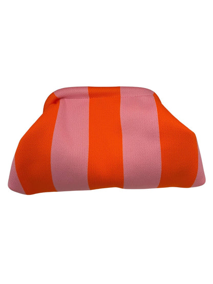 Relaxed Clutch 