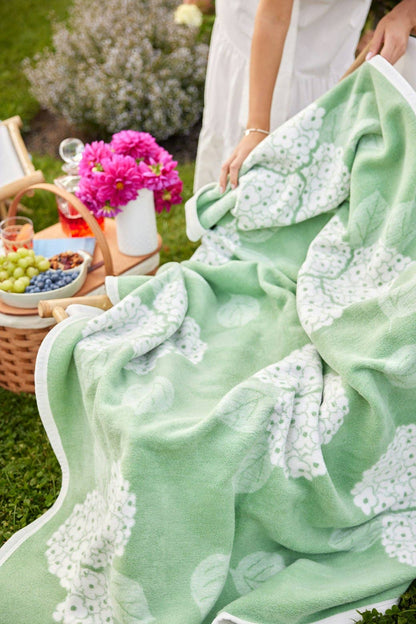Hydrangeas Sage Blanket