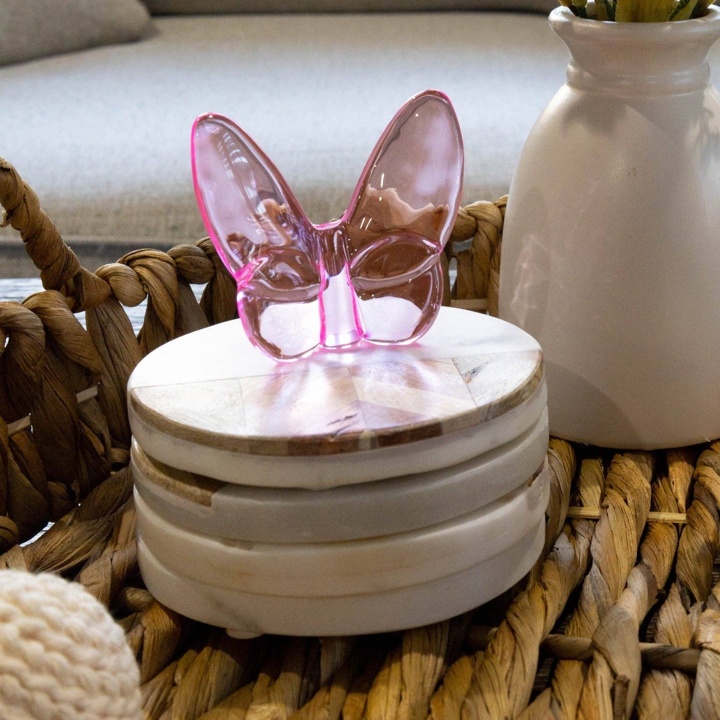 Le Mariposa Crystal Butterfly Figurine in Pink