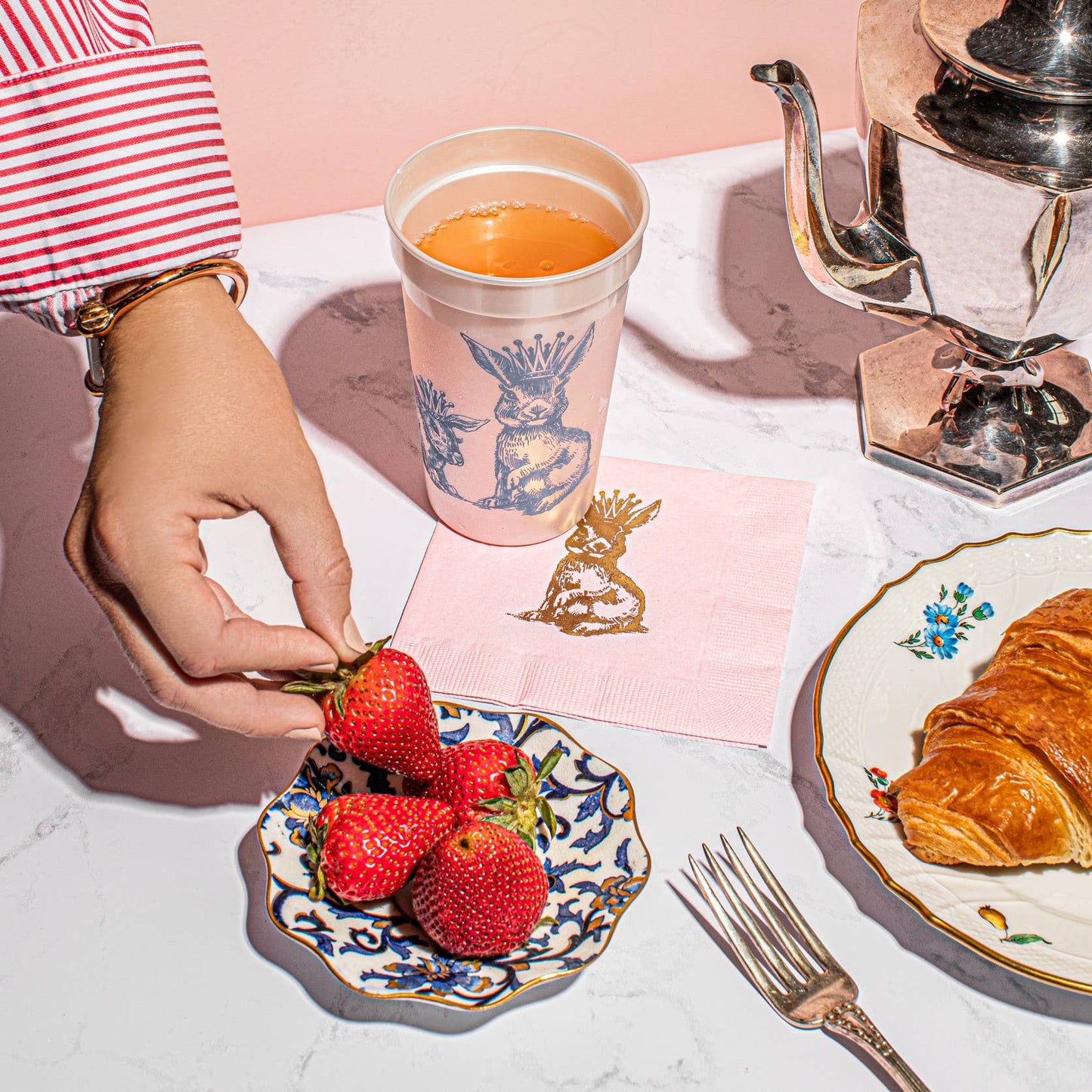 Royal Bunnies 16oz Pearlized Cups