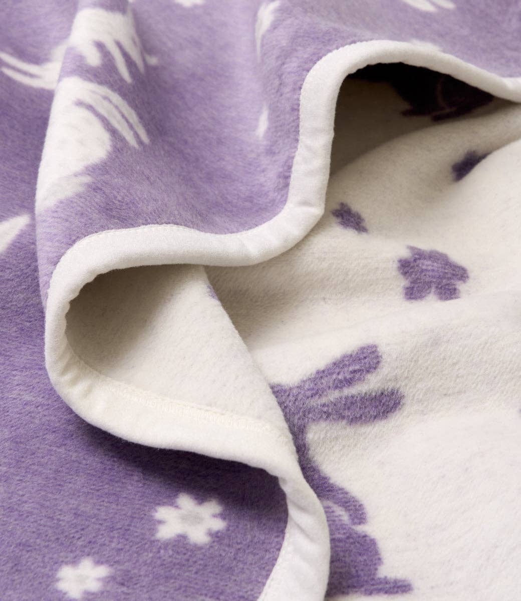 Snuggle Bunny Mini Blanket: Mini