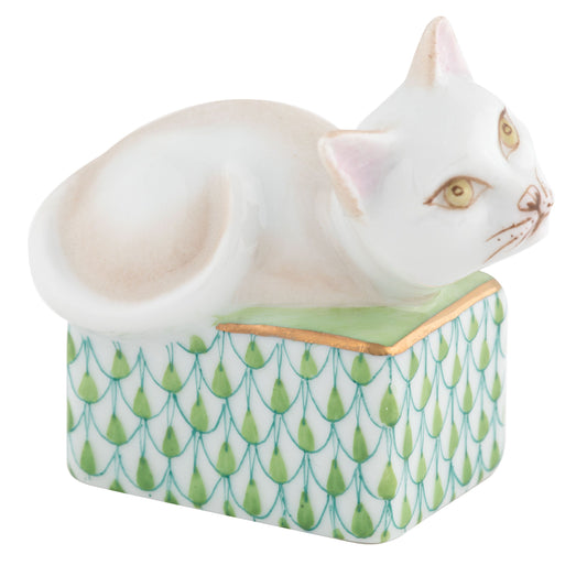Herend Cat in a Box Keylime
